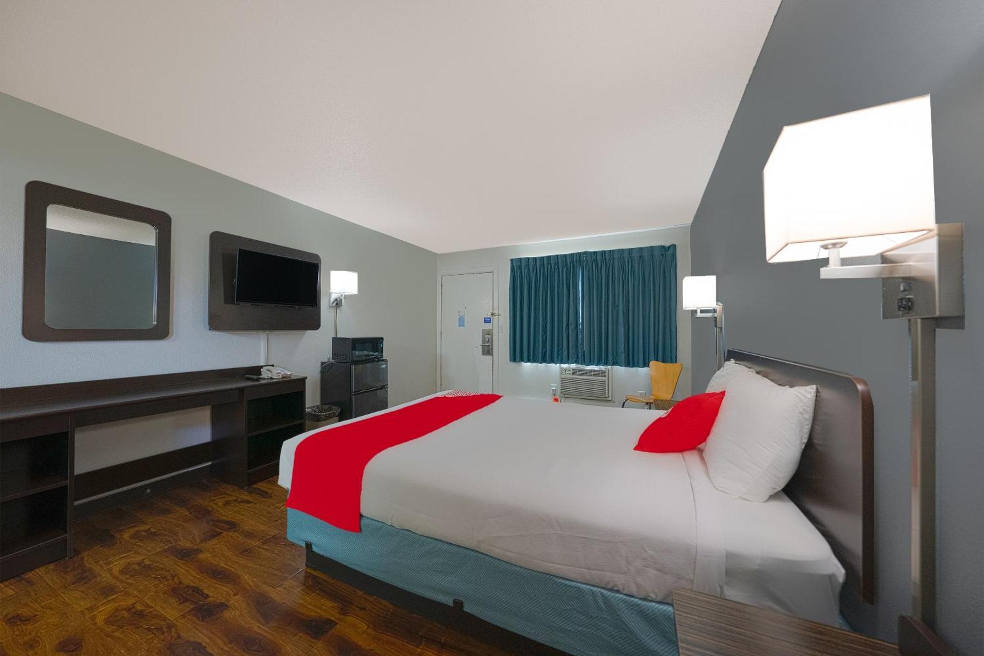 Oyo St Helens Or Hotel