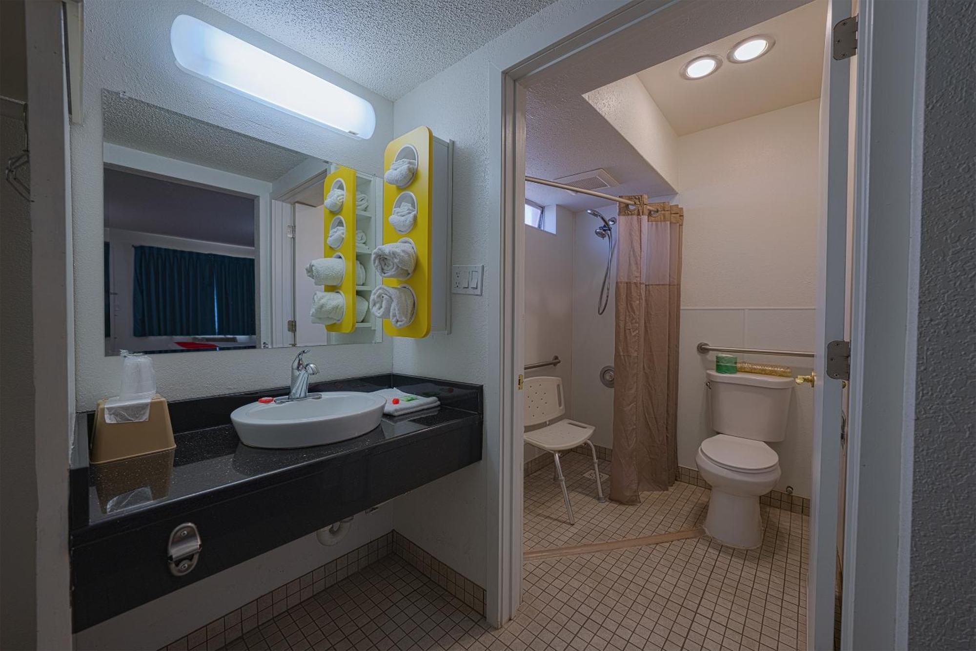 Oyo St Helens Or Hotel 2*
