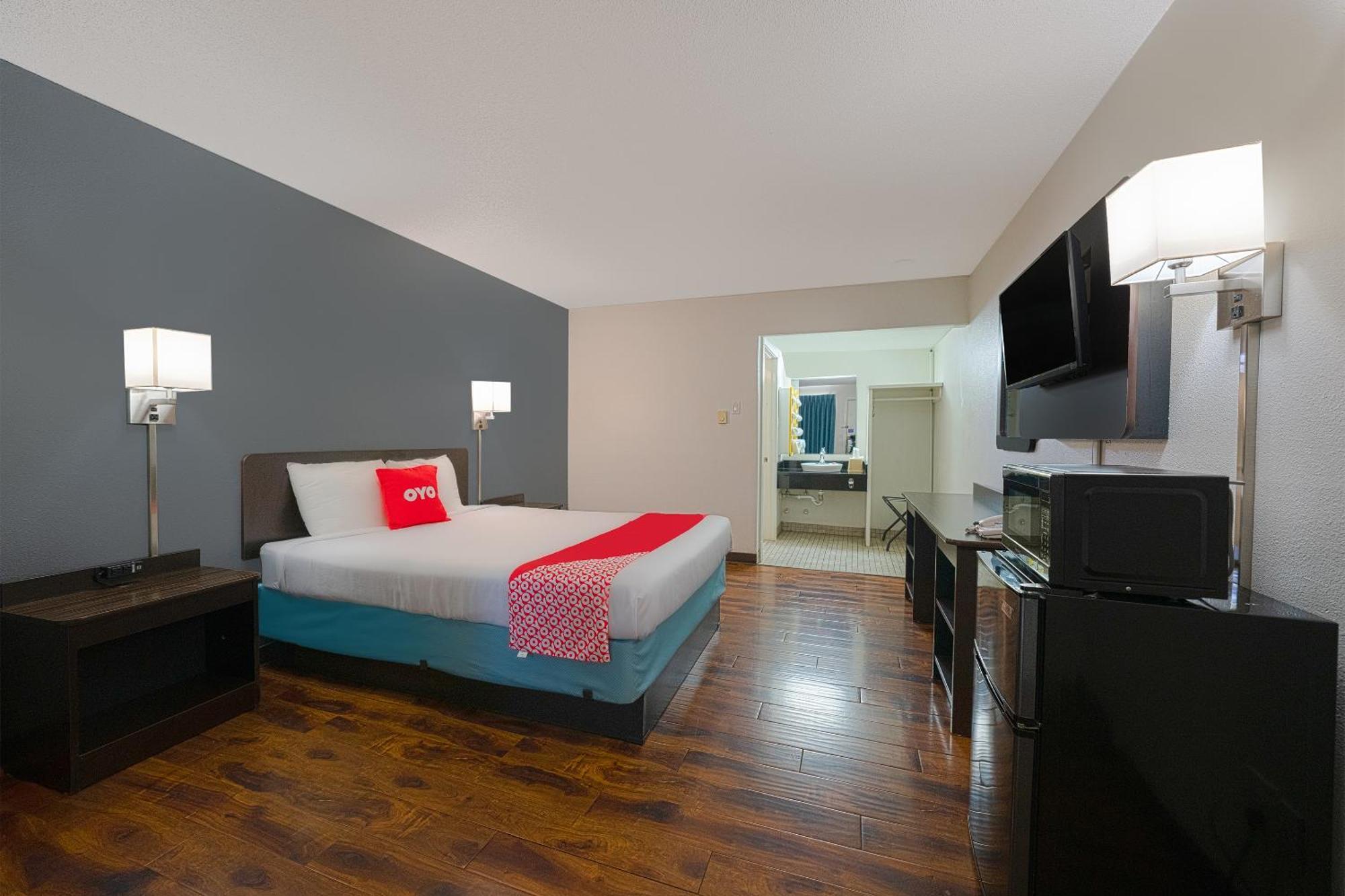 Hotel Oyo St Helens Or 2*